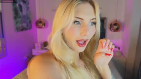Mariluu  online show from 05-14-26, 08:15