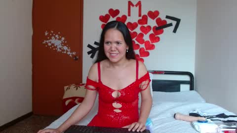 Snapshot of marilynbeautifullyhairy chatting on 01-28-25, 06:28 marilyn online show from 01-28-25, 06:28