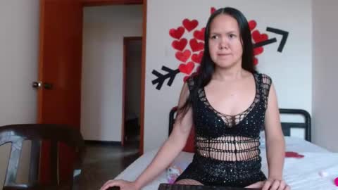 Snapshot of marilynbeautifullyhairy chatting on 02-10-25, 01:01 marilyn online show from 02-10-25, 01:01
