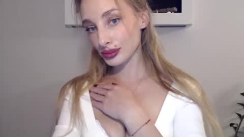 Snapshot of marilyndevilish chatting on 01-04-25, 09:20 MarilynDevilish online show from 01-04-25, 09:20