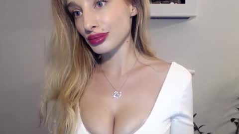 Snapshot of marilyndevilish chatting on 01-17-25, 10:56 MarilynDevilish online show from 01-17-25, 10:56