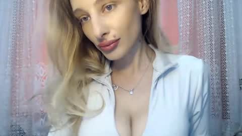 Snapshot of marilyndevilish chatting on 02-28-25, 08:31 MarilynDevilish online show from 02-28-25, 08:31