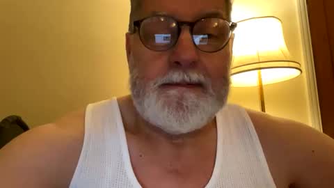 Snapshot of marin50 chatting on 02-28-25, 02:31 marin50 online show from 02-28-25, 02:31