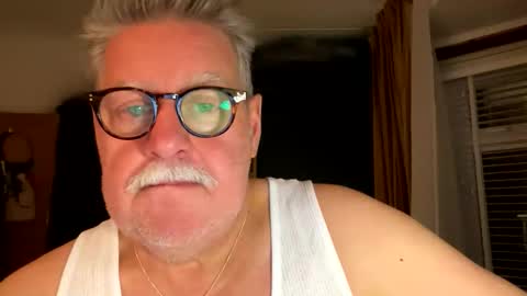 Snapshot of marin50 chatting on 09-30-25, 12:15 marin50 online show from 09-30-25, 12:15