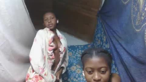 Snapshot of marinagold69 chatting on 05-25-26, 03:23 marinagold69 online show from 05-25-26, 03:23