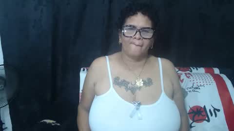 Marina  online show from 01-12-26, 01:55