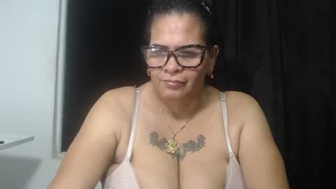 Marina  online show from 01-18-26, 07:45