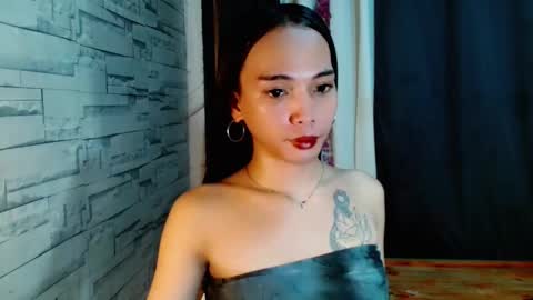 Snapshot of marishkafoxx chatting on 05-11-26, 12:11 marishka online show from 05-11-26, 12:11