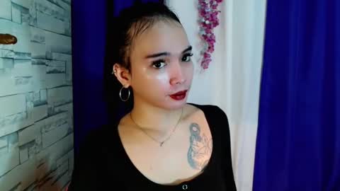Snapshot of marishkafoxx chatting on 06-05-26, 11:38 marishka online show from 06-05-26, 11:38