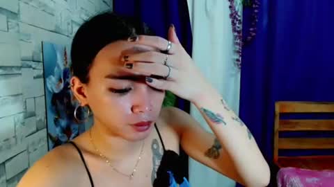 Snapshot of marishkafoxx chatting on 07-01-26, 01:29 marishka online show from 07-01-26, 01:29