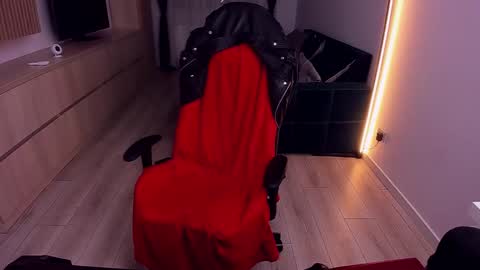 Snapshot of marismuscle chatting on 02-22-25, 06:41 MarisMuscle online show from 02-22-25, 06:41