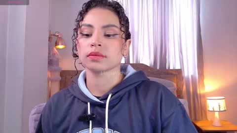 Snapshot of marivimichel03 chatting on 09-09-25, 07:13 online show from 09-09-25, 07:13