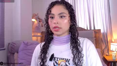 Snapshot of marivimichel03 chatting on 10-27-25, 07:07 online show from 10-27-25, 07:07