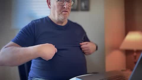 Snapshot of mark1963sub chatting on 02-16-25, 10:32 Mark online show from 02-16-25, 10:32