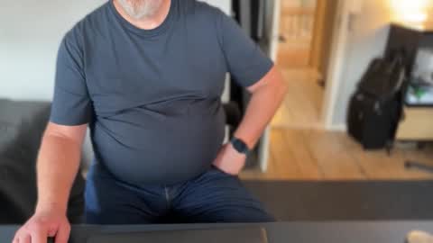 Snapshot of mark1963sub chatting on 10-16-25, 01:12 Mark online show from 10-16-25, 01:12