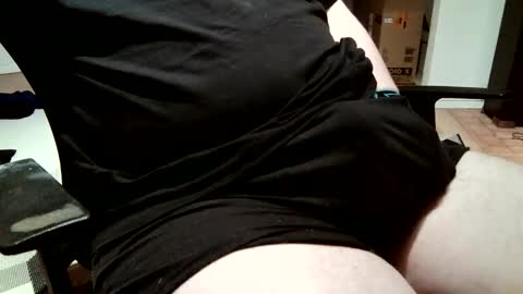 Snapshot of mark50192 chatting on 11-29-25, 06:00 Mark online show from 11-29-25, 06:00