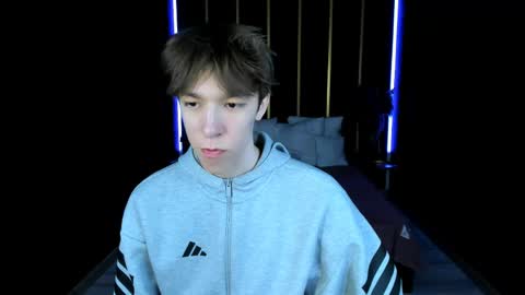 Mark online show from 04-20-26, 09:01