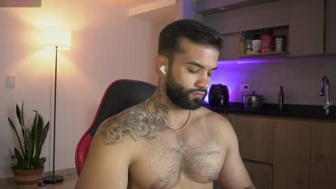 Mark online show from 03-19-26, 12:25