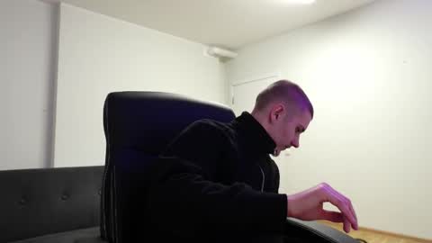 MARK KARSON online show from 01-18-26, 01:15