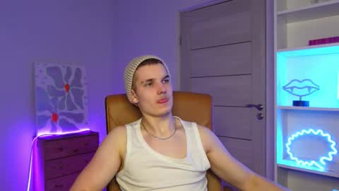 MARK KARSON online show from 02-05-26, 05:50