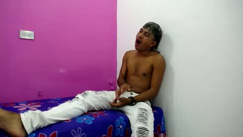 mark_latin18 online show from 02-06-25, 12:48