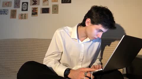Snapshot of mark_romal chatting on 10-17-25, 09:34 Mark online show from 10-17-25, 09:34