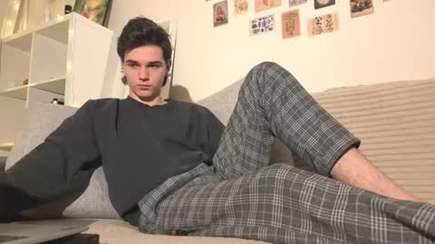 Mark online show from 11-24-25, 02:28