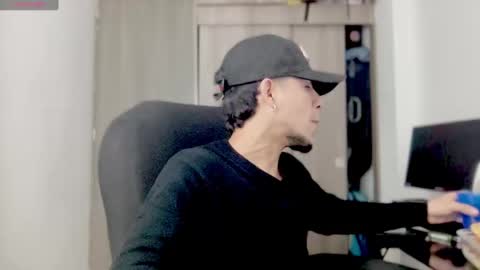 MODEL Mark Rut online show from 03-03-25, 05:42