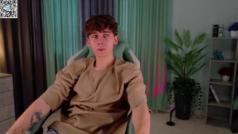 Mark online show from 10-05-25, 05:17