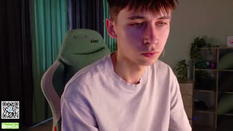 Mark online show from 11-18-25, 04:17