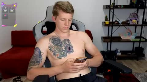 Snapshot of mark_shturman chatting on 05-24-26, 02:00 mark_shturman online show from 05-24-26, 02:00