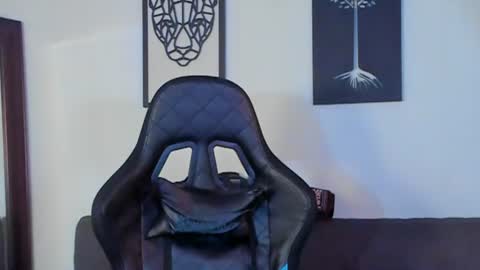 mark_x23 online show from 07-11-26, 04:59