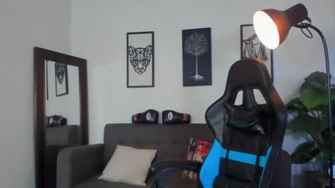 mark_x23 online show from 07-13-26, 04:37