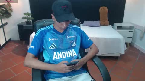 markbowie online show from 12-02-25, 08:26