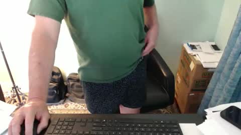 Snapshot of markinwest chatting on 03-18-26, 10:57 MarkinWest online show from 03-18-26, 10:57