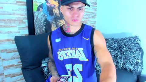 Snapshot of marko_toro__ chatting on 12-23-24, 04:22 Sebastian online show from 12-23-24, 04:22
