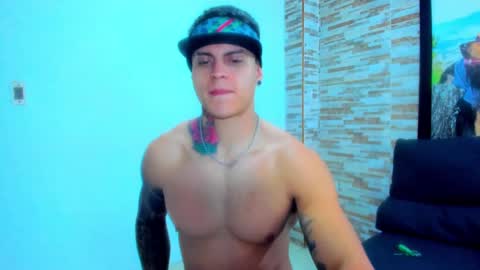 Snapshot of marko_toro__ chatting on 02-28-25, 04:54 Sebastian online show from 02-28-25, 04:54