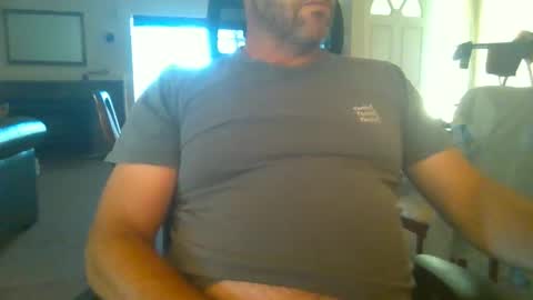 Snapshot of markoboy34 chatting on 03-04-26, 04:07 Matt Kung online show from 03-04-26, 04:07