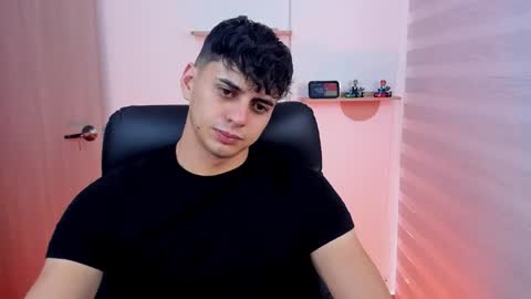 Snapshot of markpotier chatting on 02-12-26, 06:58 MARK online show from 02-12-26, 06:58