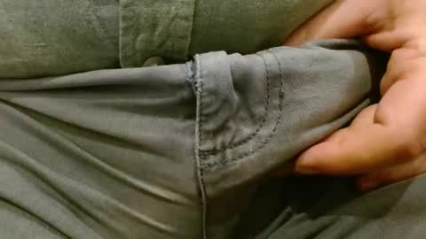 Snapshot of marksone chatting on 12-18-25, 12:33 marksone online show from 12-18-25, 12:33