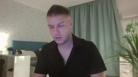 Snapshot of markster9696 chatting on 10-11-25, 07:45 markster9696 online show from 10-11-25, 07:45