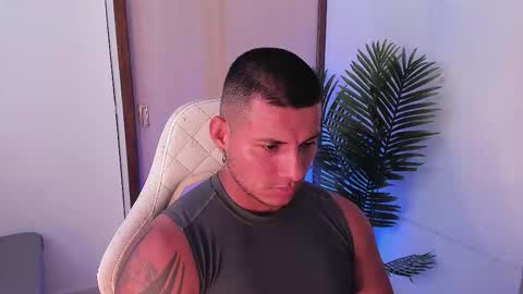 markus... Y online show from 10-25-25, 03:07