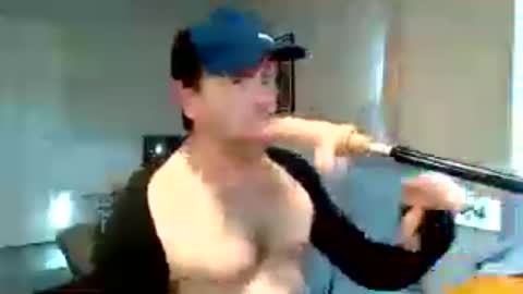 Snapshot of markussub chatting on 06-12-26, 05:45 Markus online show from 06-12-26, 05:45