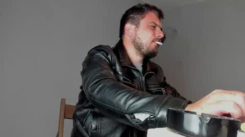 MARK online show from 10-23-25, 07:23