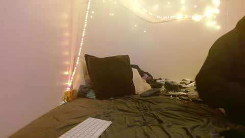 Snapshot of markymark101825061 chatting on 01-07-25, 05:33 markymark101825061 online show from 01-07-25, 05:33