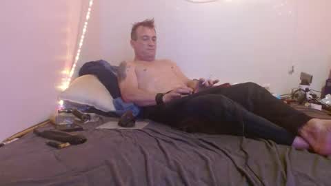 Snapshot of markymark101825061 chatting on 01-15-25, 08:58 markymark101825061 online show from 01-15-25, 08:58