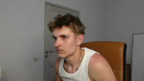 Snapshot of markymark_k chatting on 06-07-26, 06:33 Marky mark online show from 06-07-26, 06:33
