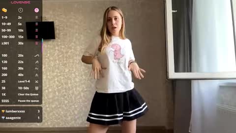 Olivia online show from 09-12-25, 02:28