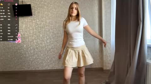 Olivia online show from 10-02-25, 02:13