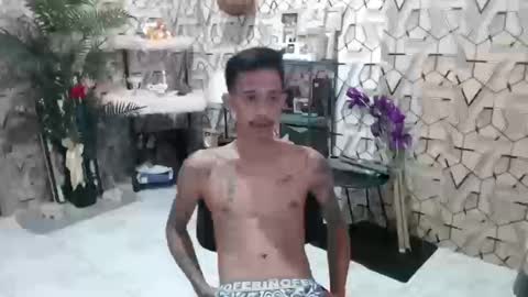 marlmoreno10 online show from 12-17-25, 06:08